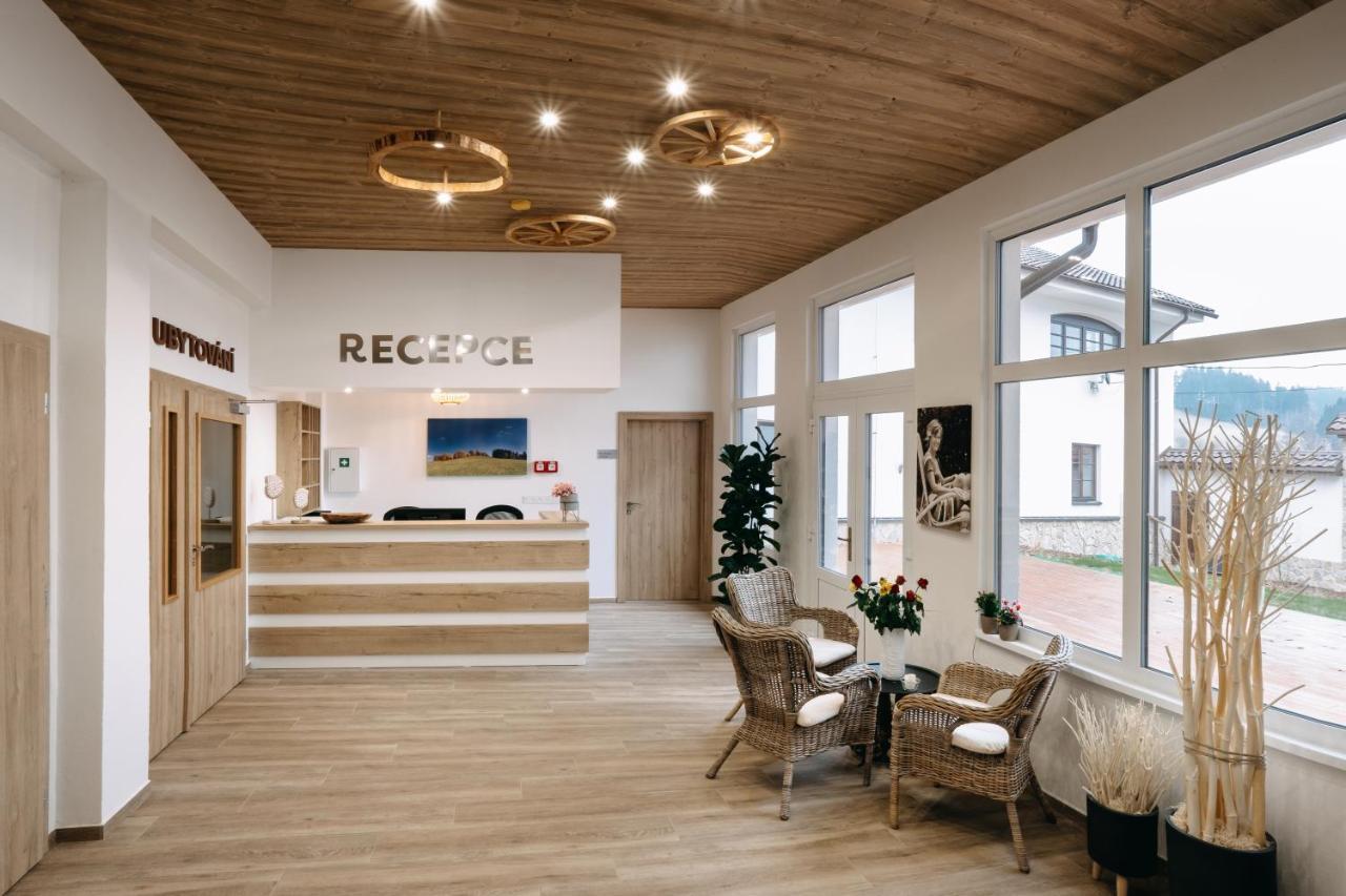 Wellness Penzion Marta Kuklik ภายนอก รูปภาพ