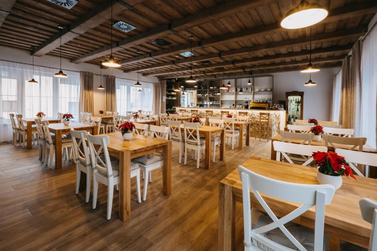 Wellness Penzion Marta Kuklik ภายนอก รูปภาพ