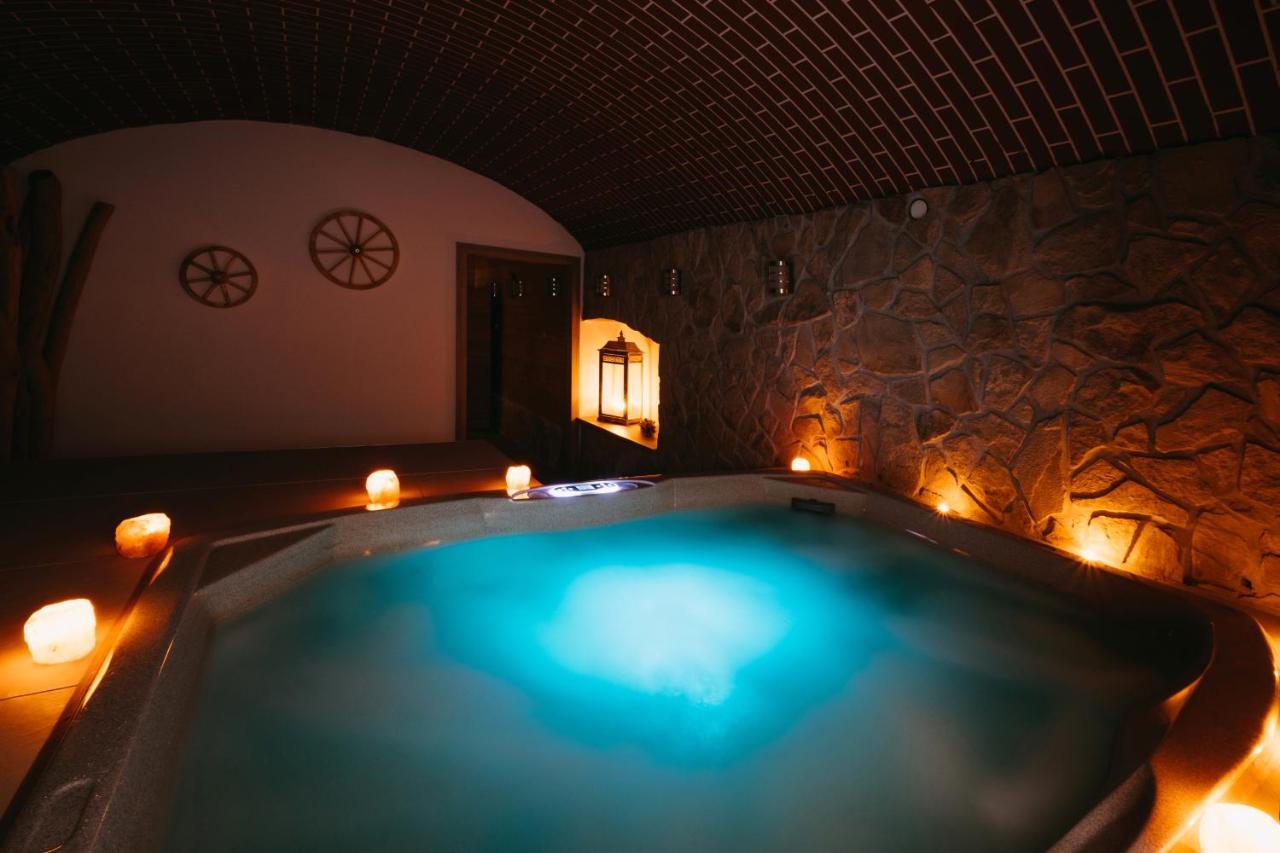 Wellness Penzion Marta Kuklik ภายนอก รูปภาพ