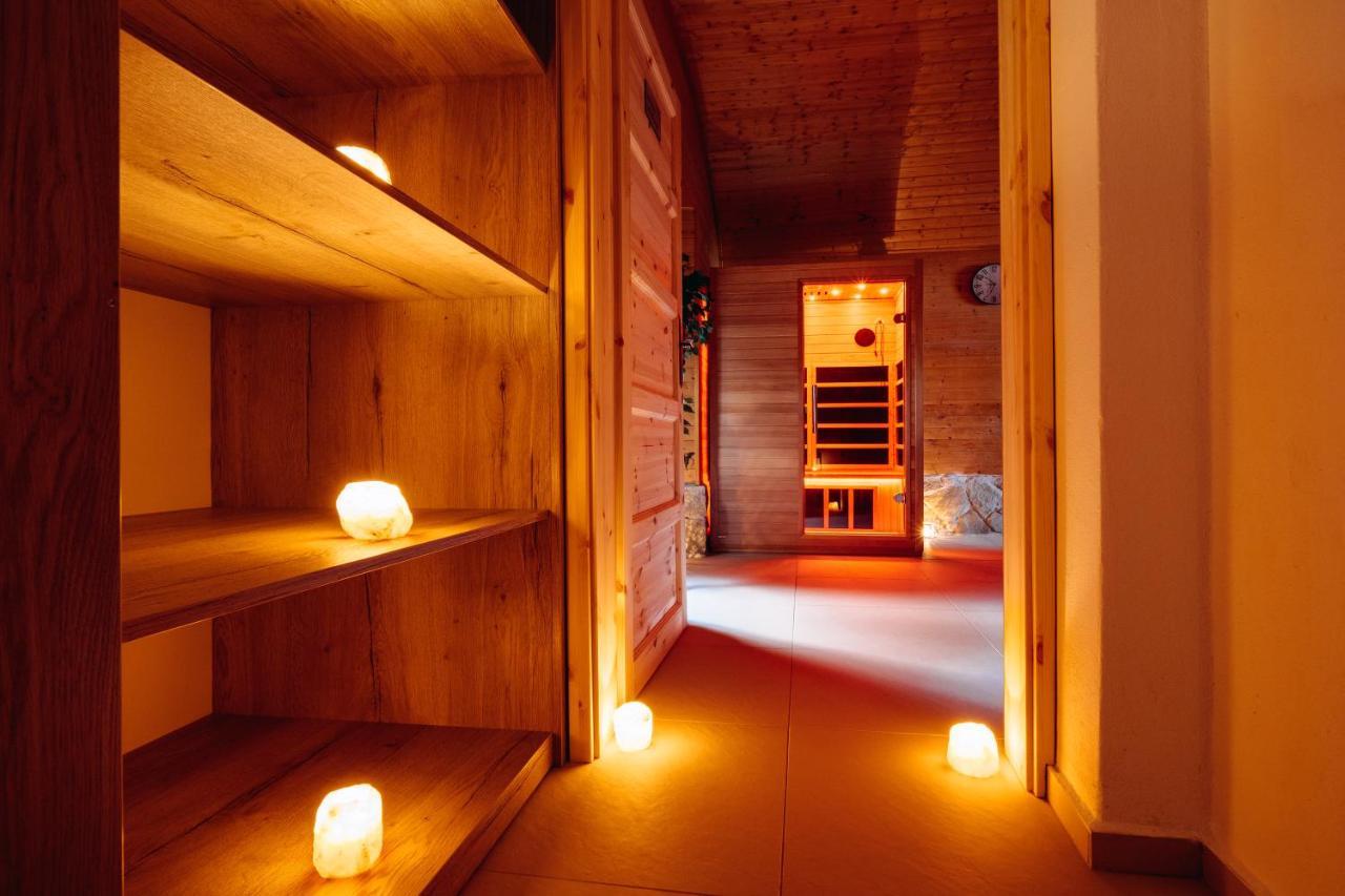 Wellness Penzion Marta Kuklik ภายนอก รูปภาพ