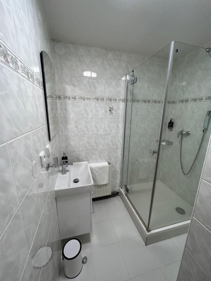 Wellness Penzion Marta Kuklik ภายนอก รูปภาพ